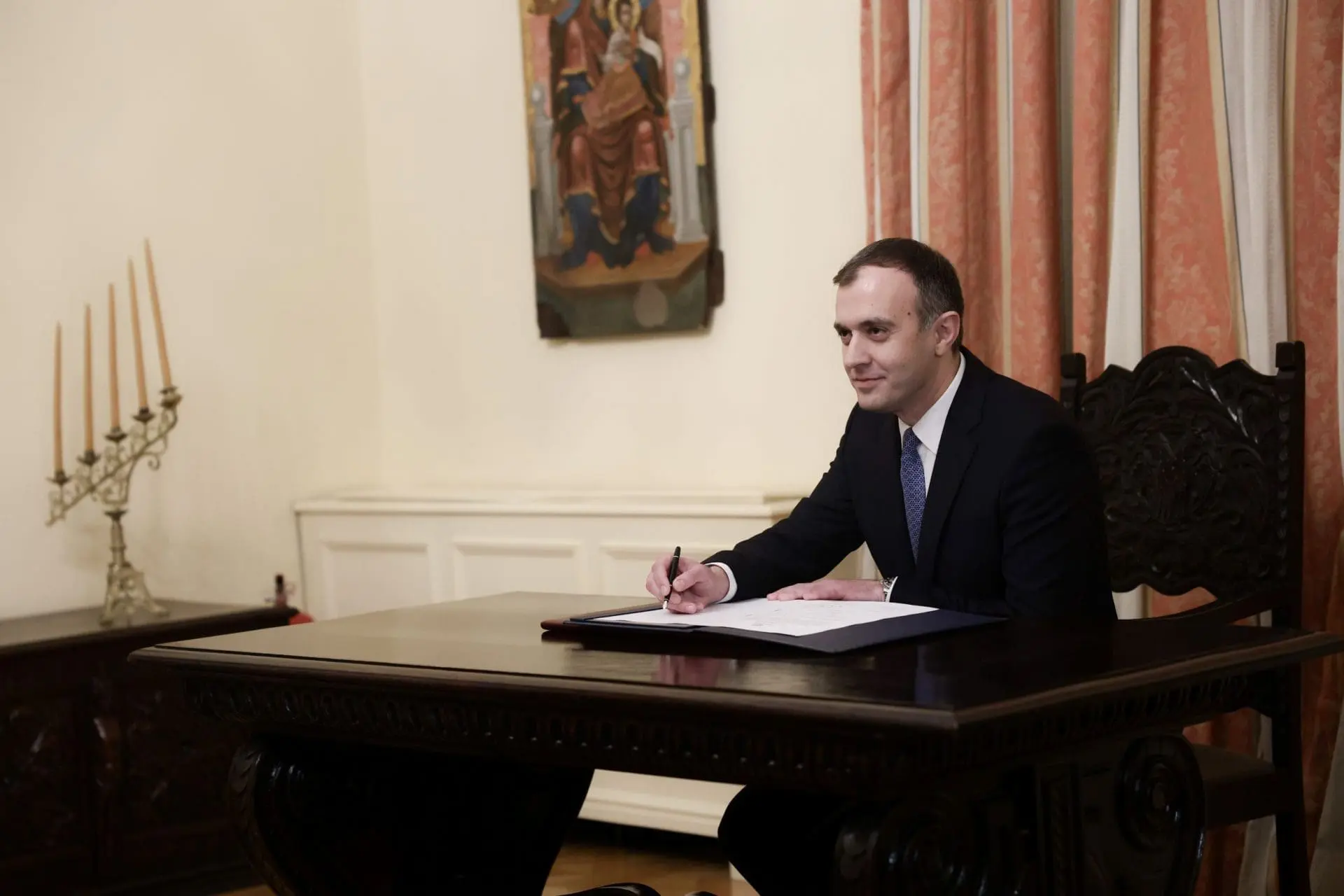 58357 3 3 1920x1440 1