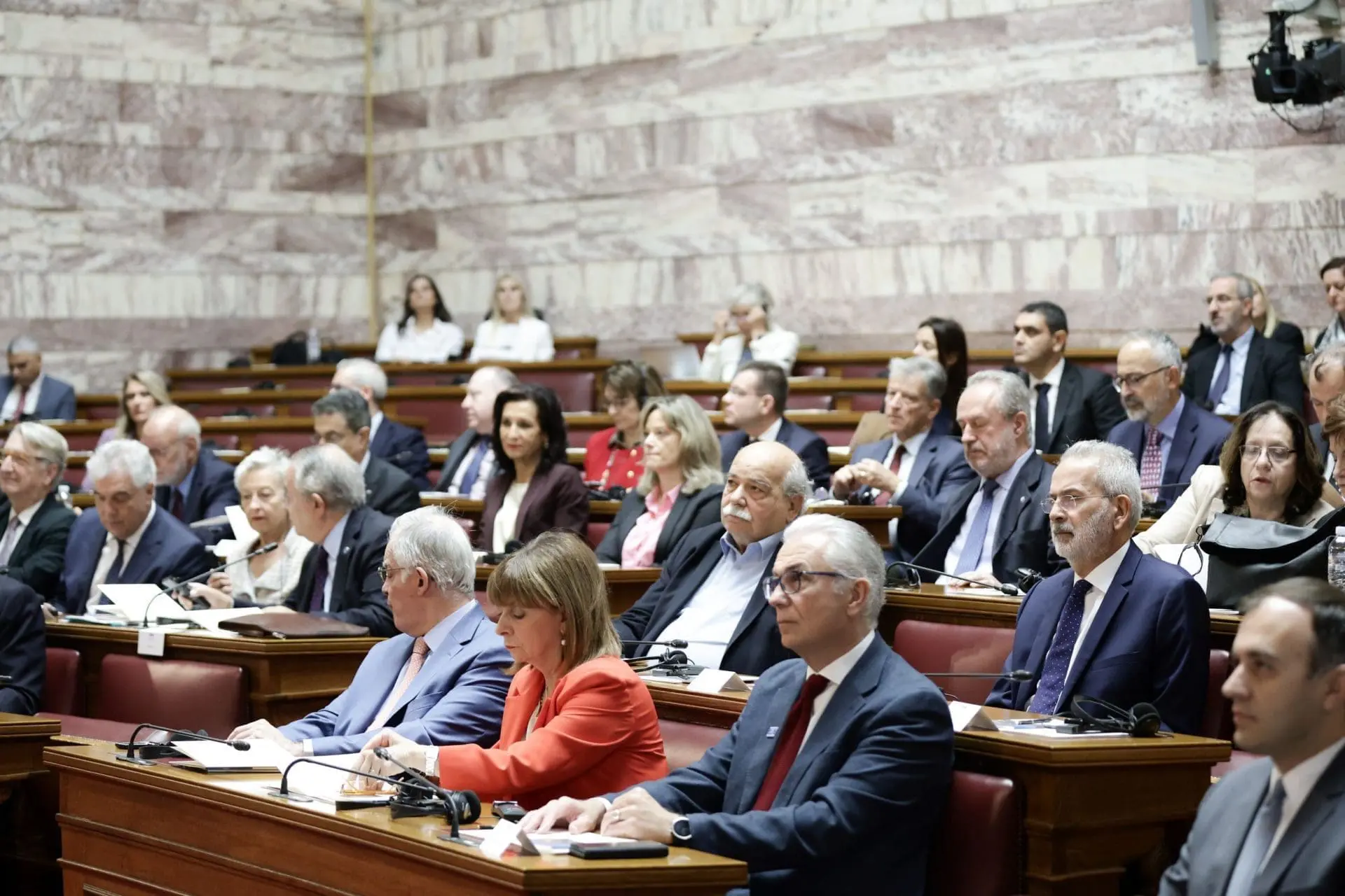 57350 4 21 1920x1440 1