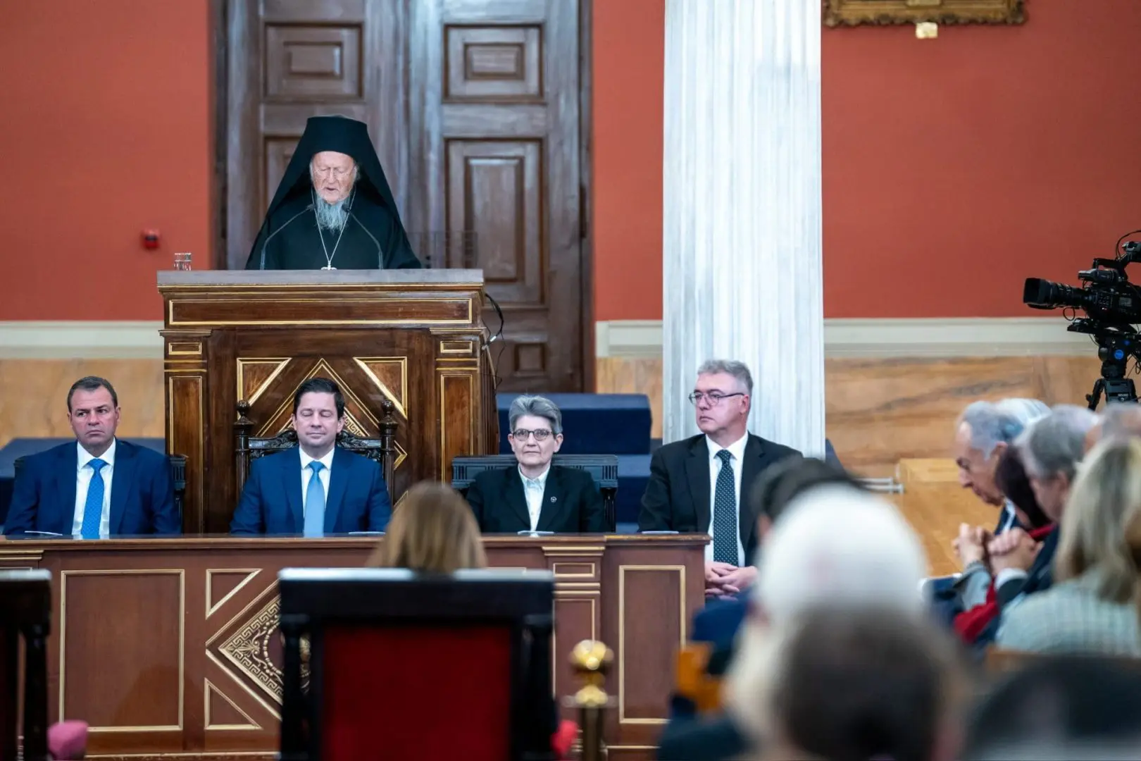 57679 IMG 1989 1920x1440 1