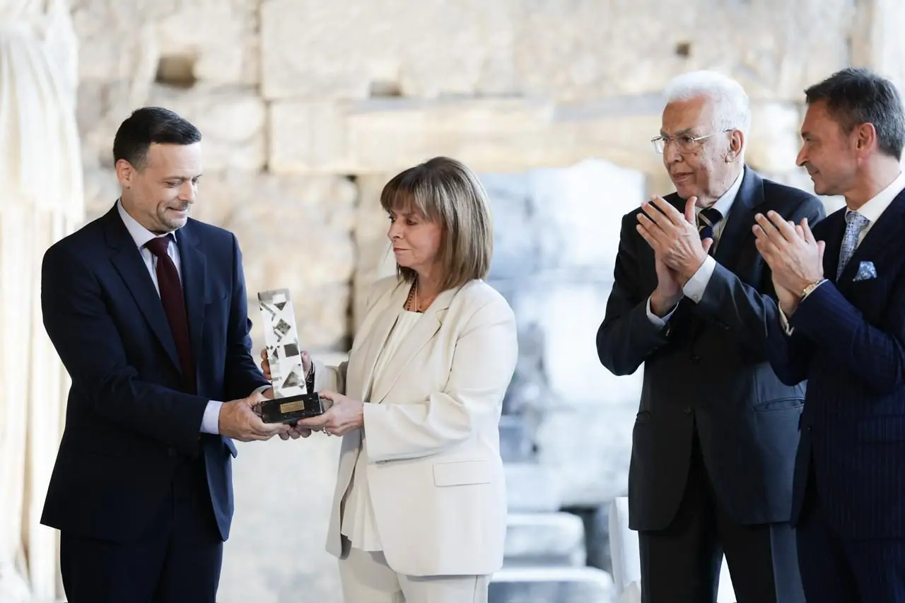 Χαιρετισμός στην τελετή απονομής του Βραβείου Δημοκρατίας της Πόλης των Αθηνών 2