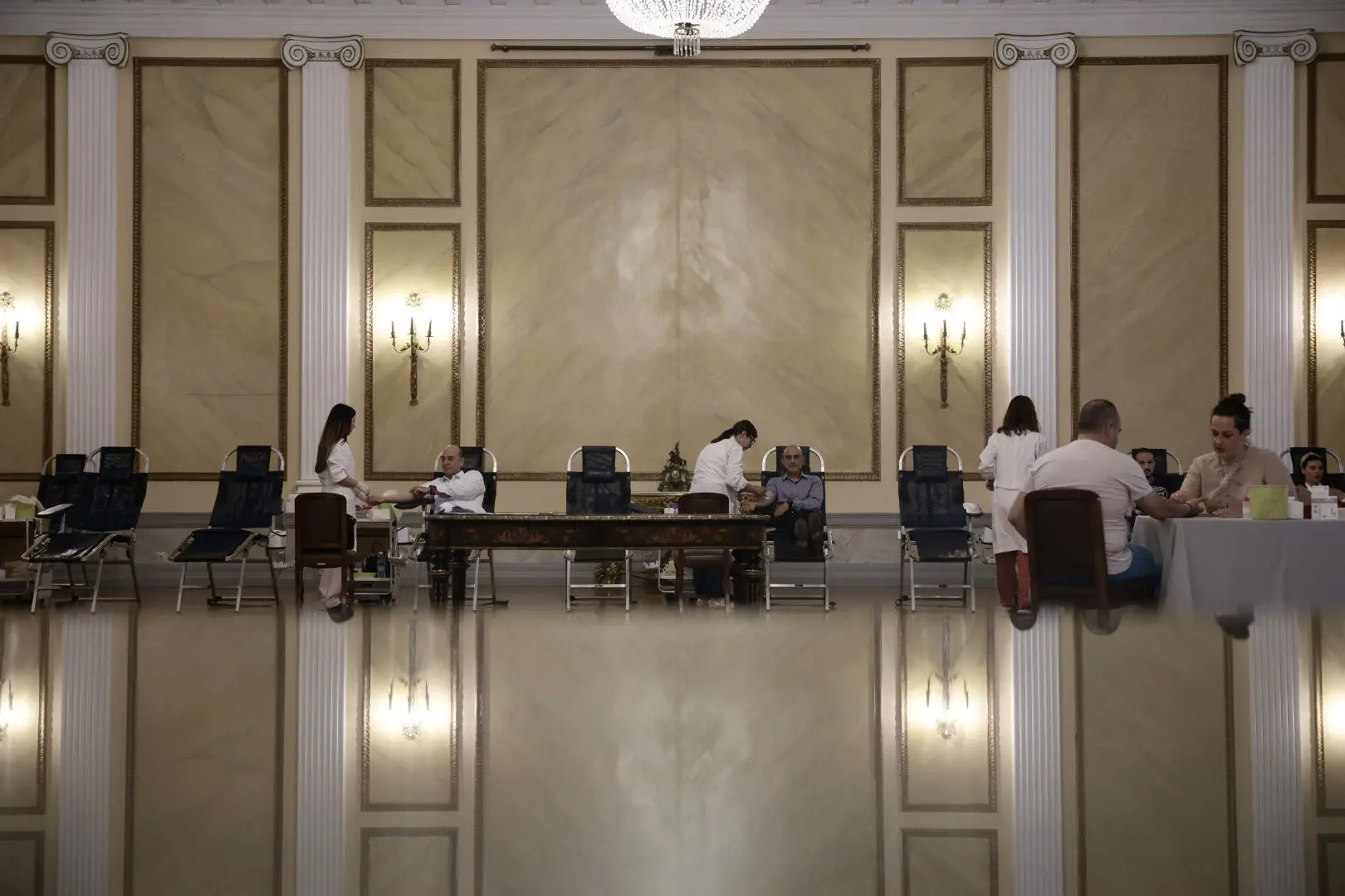 Ethelontiki aimodosia sto Proedriko Megaro me aformi tin Pagkosmia Imera Ethelonti Aimodoti 6