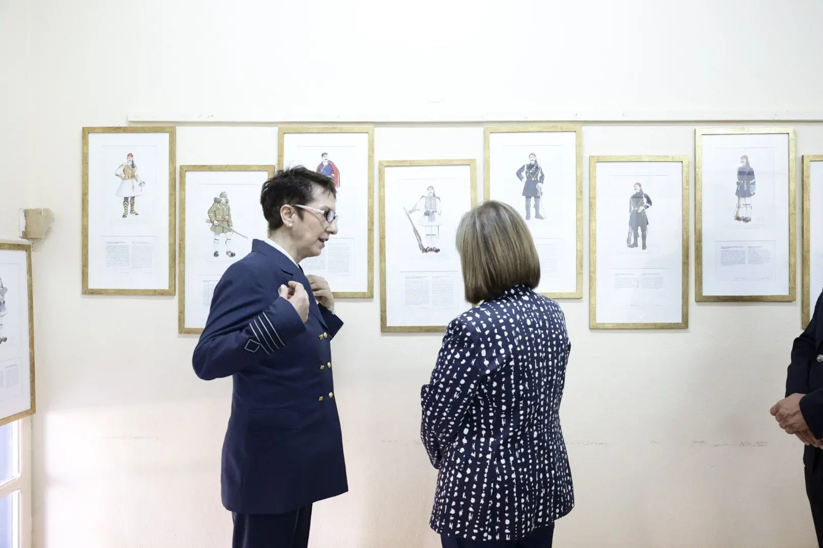 Stin ekthesi I Evzoniki stoli I istoriki diadromi tis mesa apo 40 erga tou Gianni Mylona