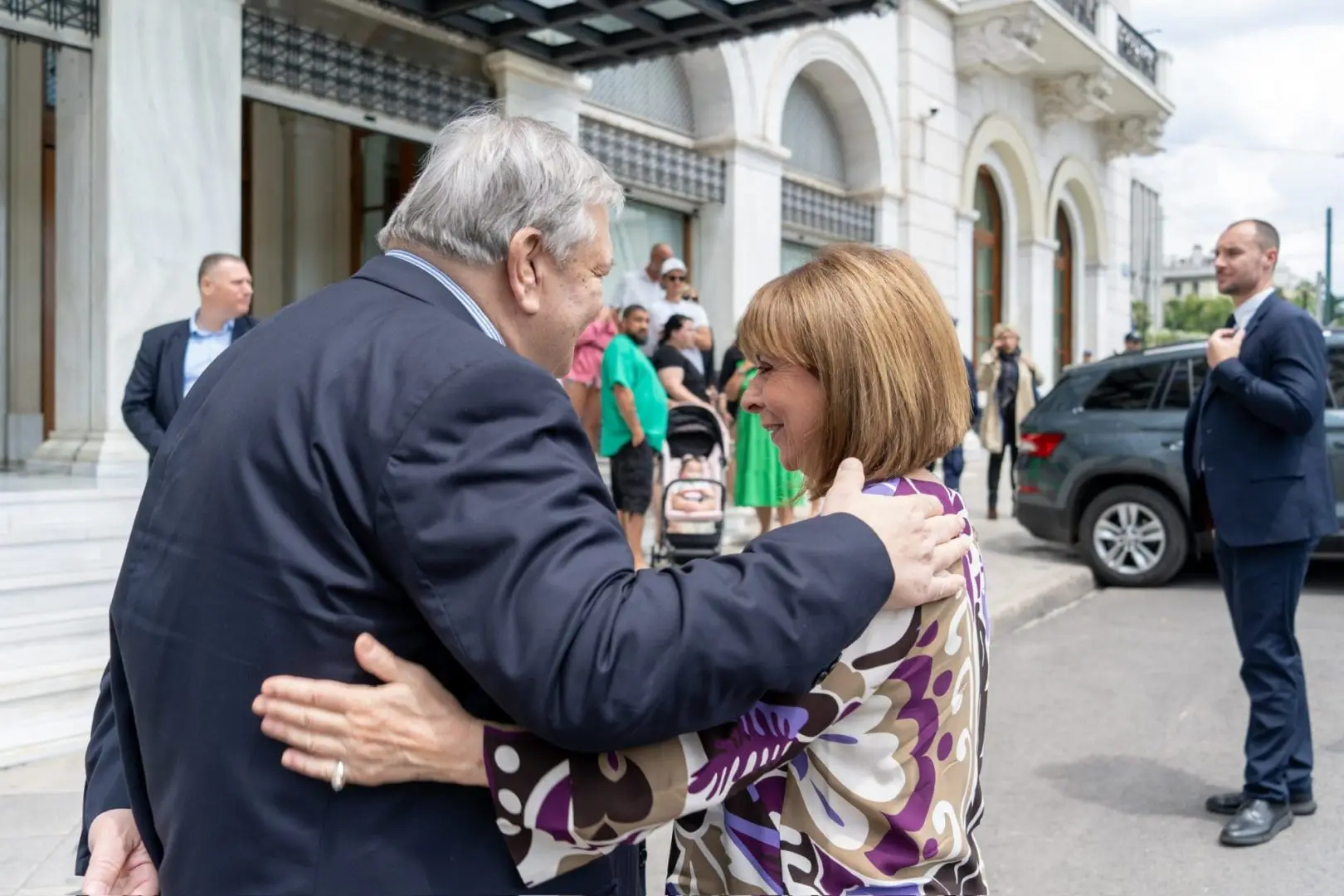 sto synedrio i kabyli tis metapoliteusis 3