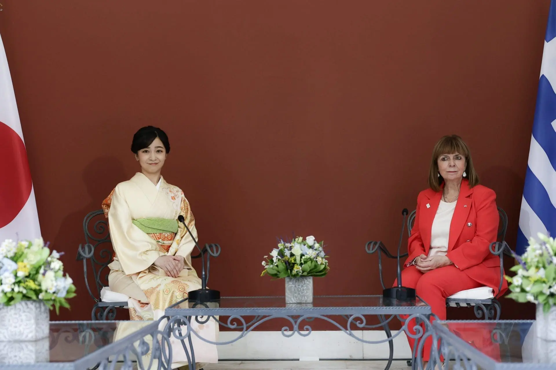 synantisi me tin prigkipissa kako tis iaponias 4