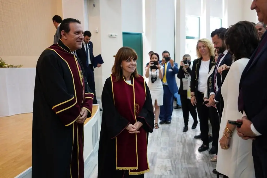 Αναγόρευση της Προέδρου της Δημοκρατίας σε Επίτιμη Διδάκτορα του Τμήματος Περιβάλλοντος του Ιονίου Πανεπιστημίου 1