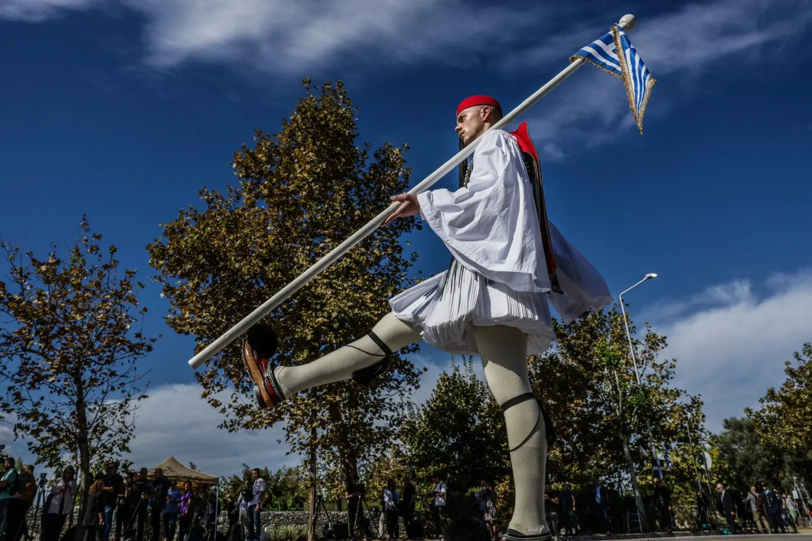 Δήλωση για την επέτειο της 28ης Οκτωβρίου 1940 μετά τη στρατιωτική παρέλαση 8