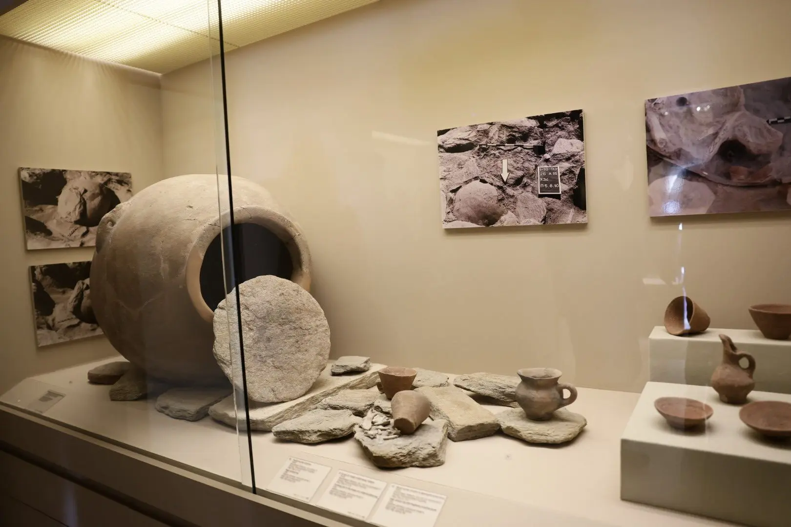 Επίσκεψη στο Αρχαιολογικό Μουσείο Ίου και στον αρχαιολογικό χώρο του Σκάρκου 6