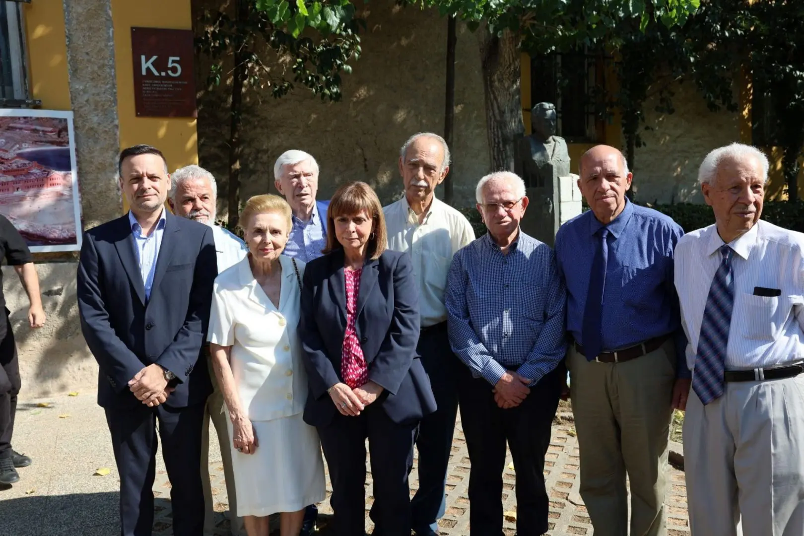 Κατάθεση στεφάνου στο ΕΑΤ – ΕΣΑ 4