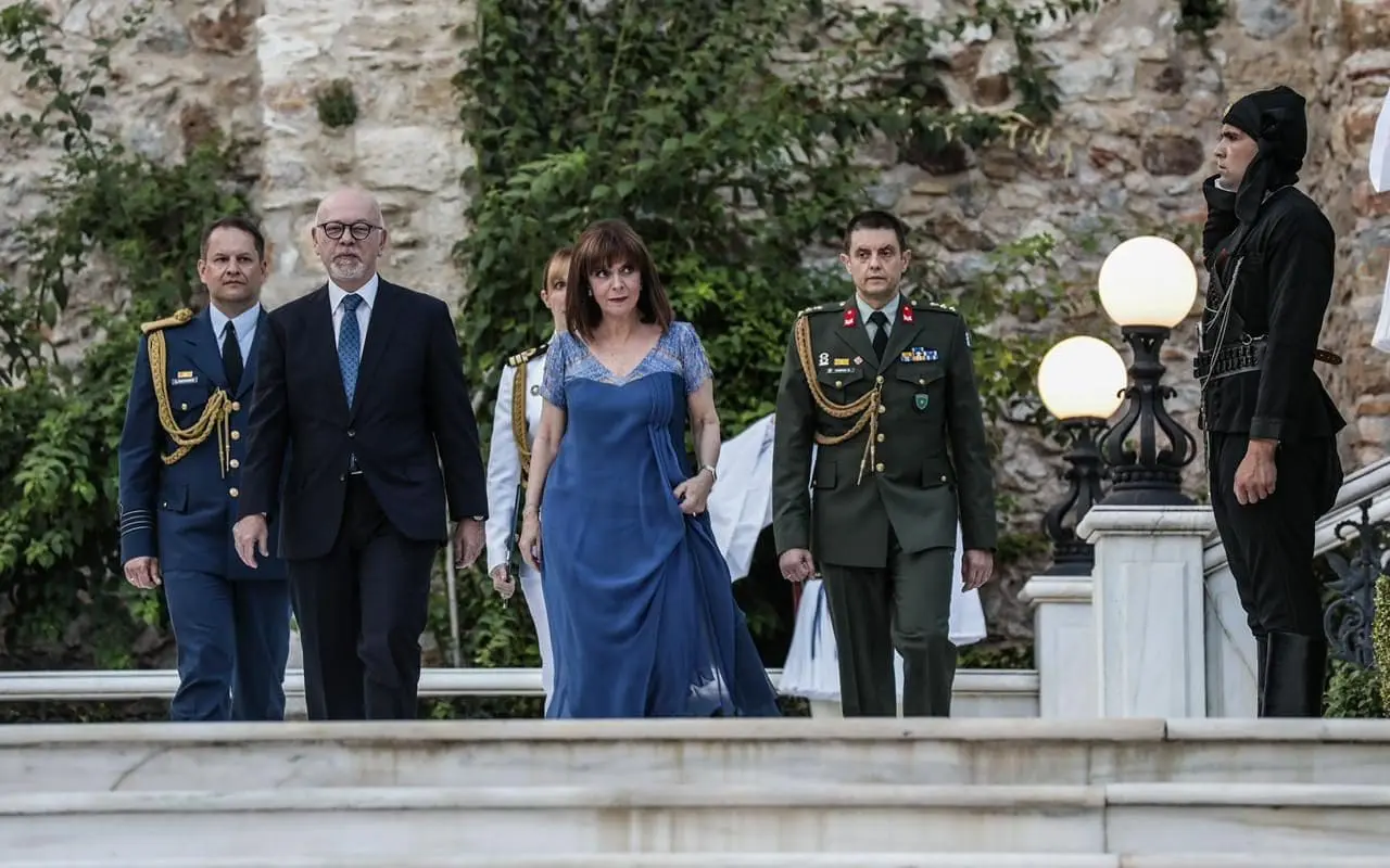 Ομιλία της Προέδρου της Δημοκρατίας Κατερίνας Σακελλαροπούλου στη Δεξίωση για την 48η επέτειο της αποκατάστασης της Δημοκρατίας 2