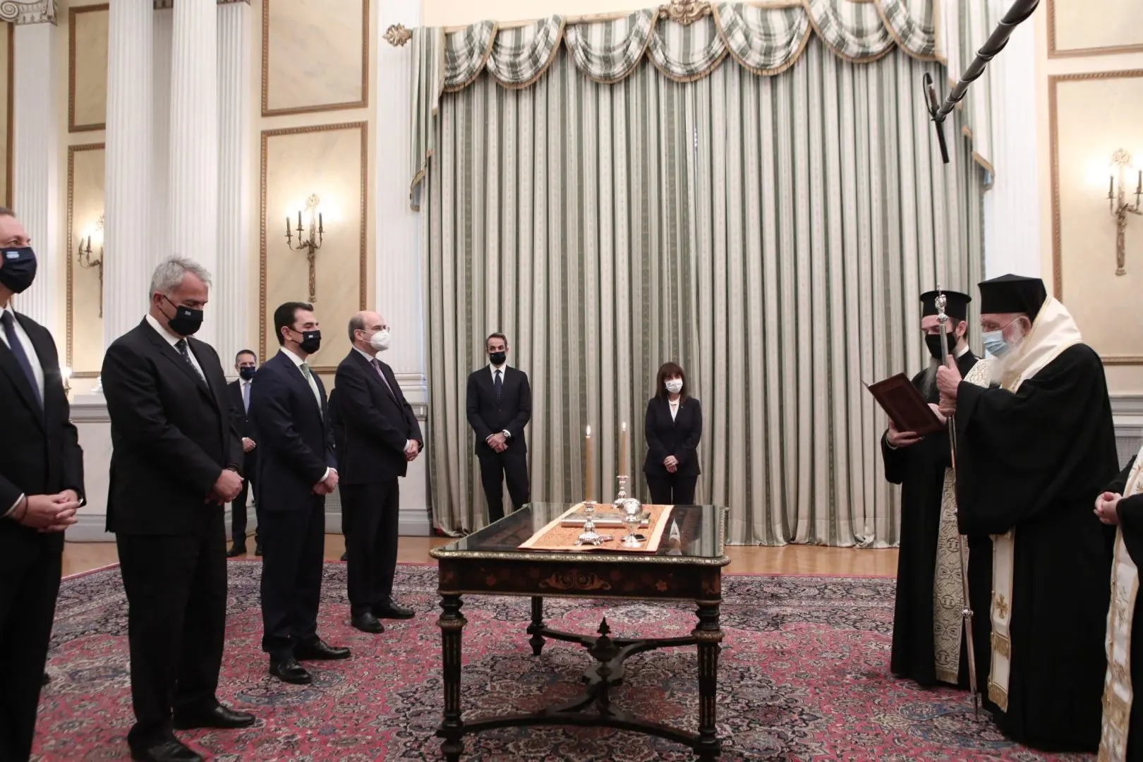 Ορκωμοσία υπουργών αναπληρωτών υπουργών και υφυπουργών