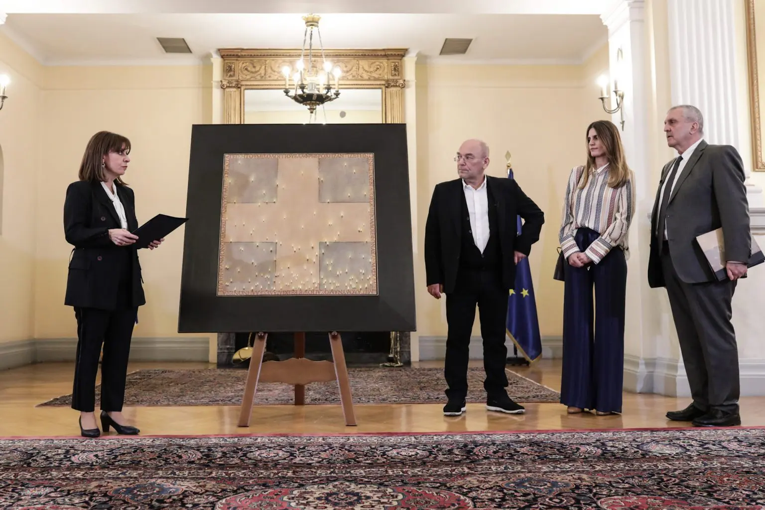 Παράδοση του πίνακα Έξοδος του Χρήστου Μποκόρου στην Προεδρία της Δημοκρατίας