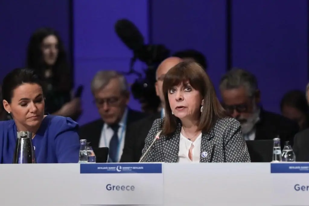 Παρέμβαση στη συζήτηση με θέμα Ενωμένοι για την Ευρώπη στην Oλομέλεια της 4ης Συνόδου Αρχηγών Κρατών 2