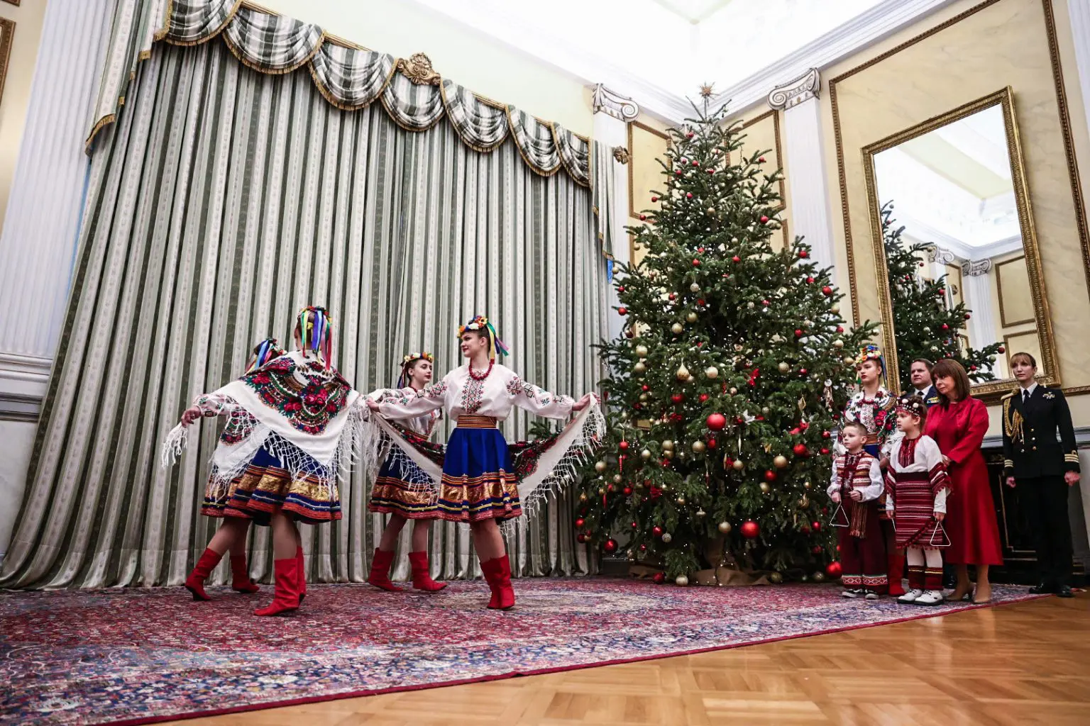 Πρωτοχρονιάτικα κάλαντα στο Προεδρικό Μέγαρο 1