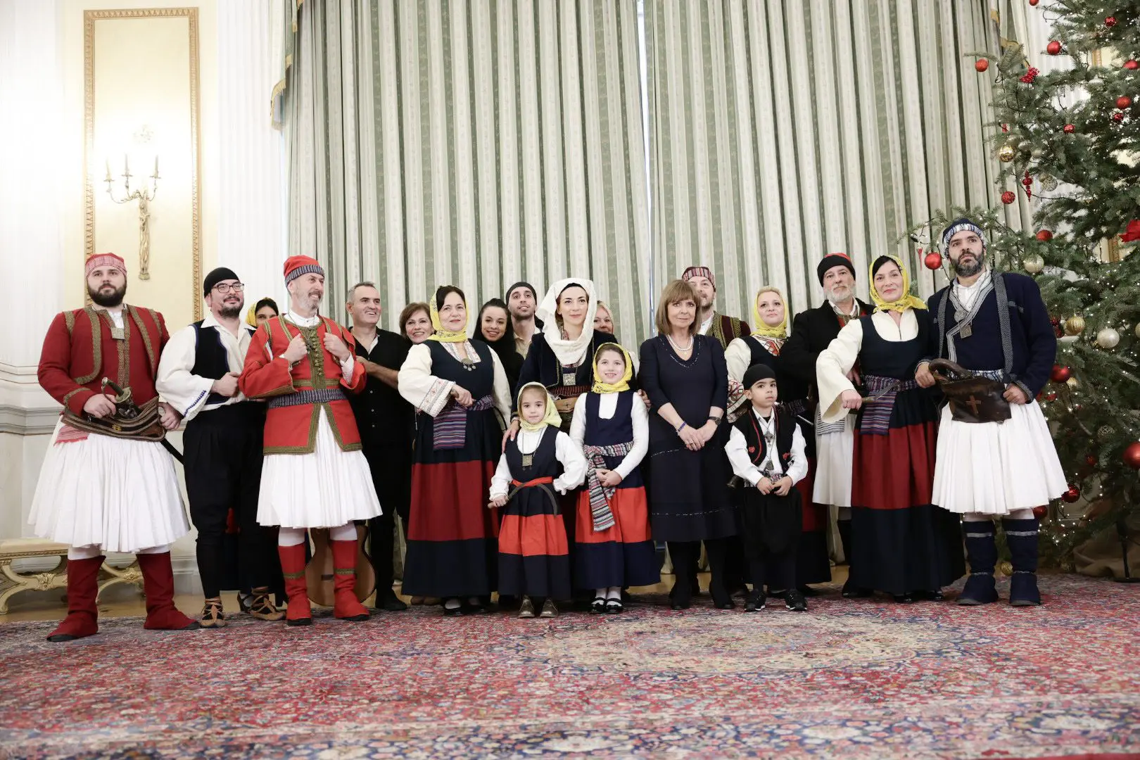 Πρωτοχρονιάτικα κάλαντα στο Προεδρικό Μέγαρο 11