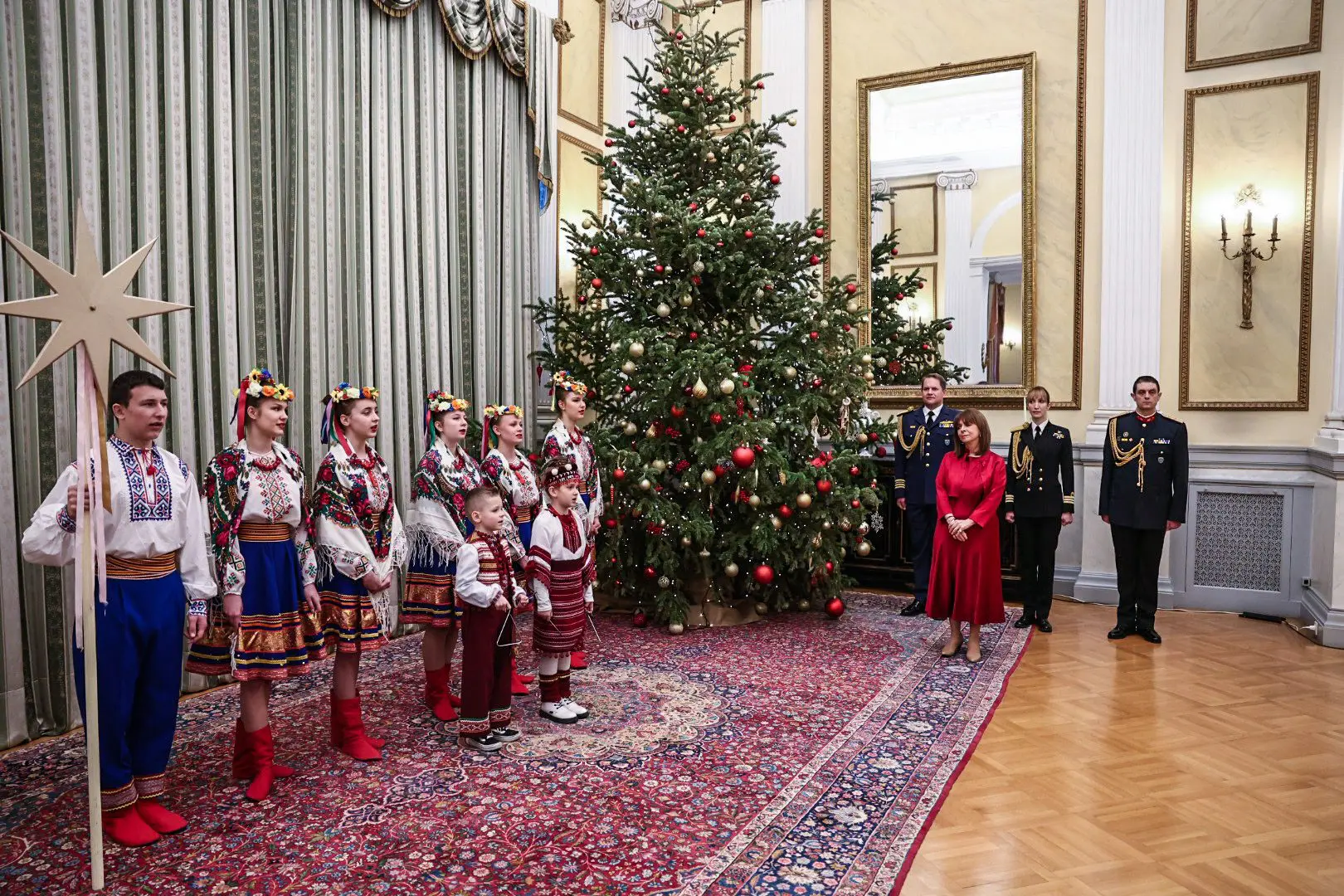 Πρωτοχρονιάτικα κάλαντα στο Προεδρικό Μέγαρο 4