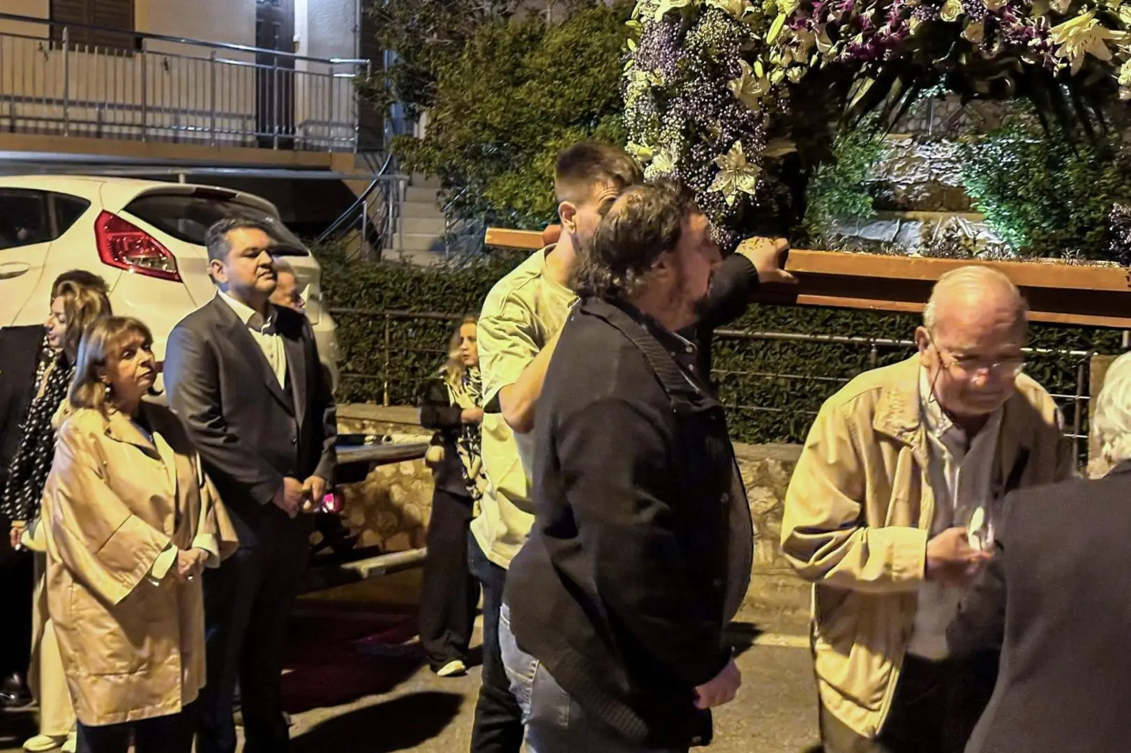 Στην Ακολουθία του Επιταφίου 1