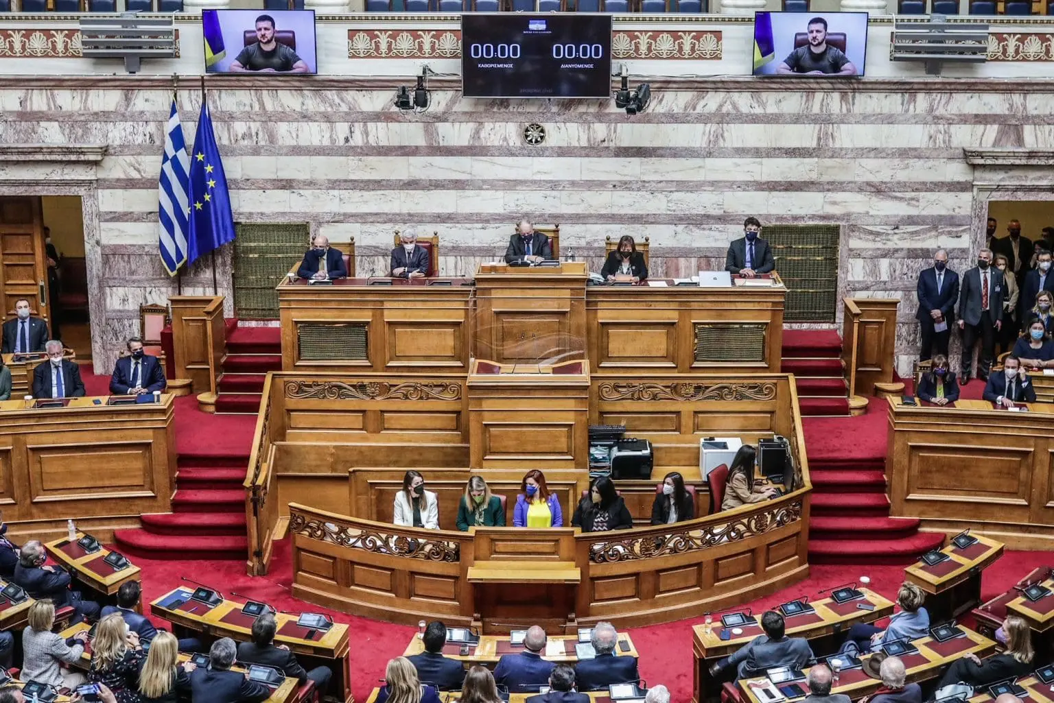 Στην Ειδική Συνεδρίαση της Ολομέλειας της Βουλής των Ελλήνων