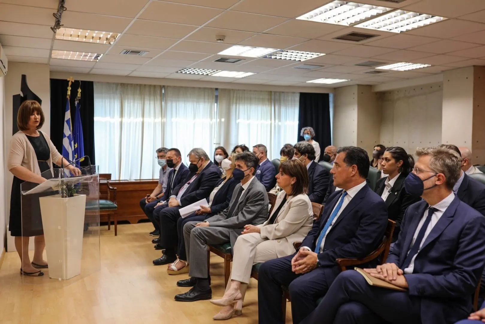 Στην τελετή ονοματοδοσίας της αίθουσας 711 του Υπουργείου Ανάπτυξης και Επενδύσεων σε αίθουσα Τάσου Μπάνου 2