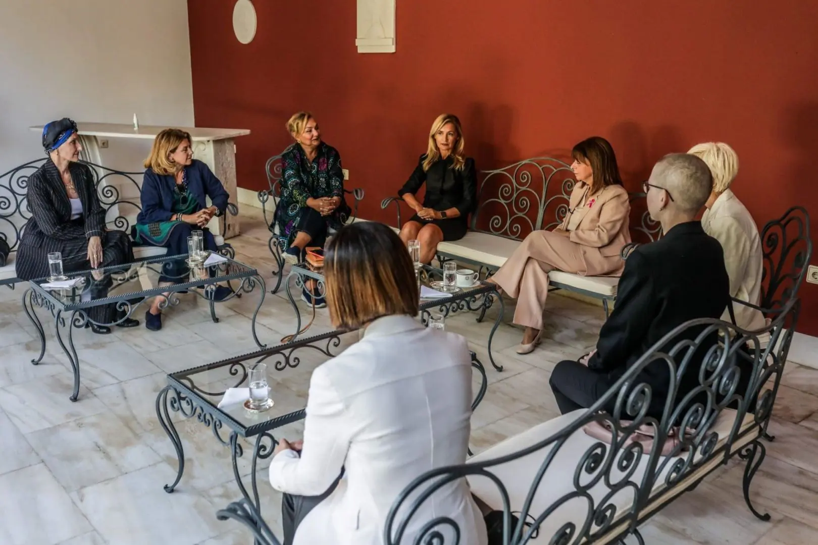 Συνάντηση με γυναίκες που έχουν νοσήσει από καρκίνο του μαστού 2