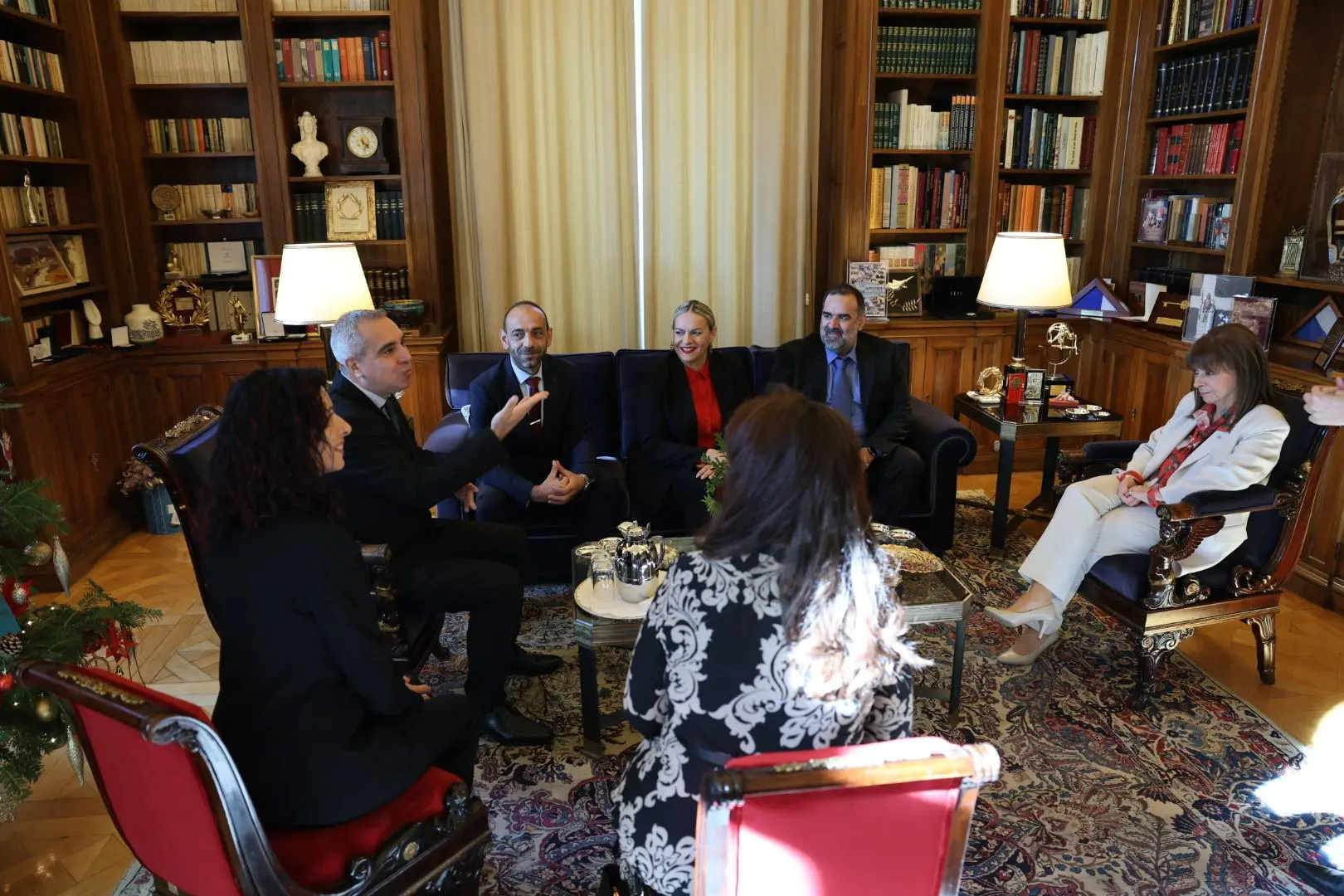 Συνάντηση με μέλη της αντιπροσωπείας της Ομοσπονδίας Κωφών Ελλάδος 1