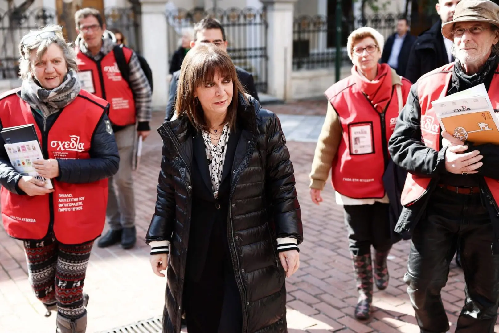 Συνάντηση με πωλητές του περιοδικού δρόμου σχεδία 5