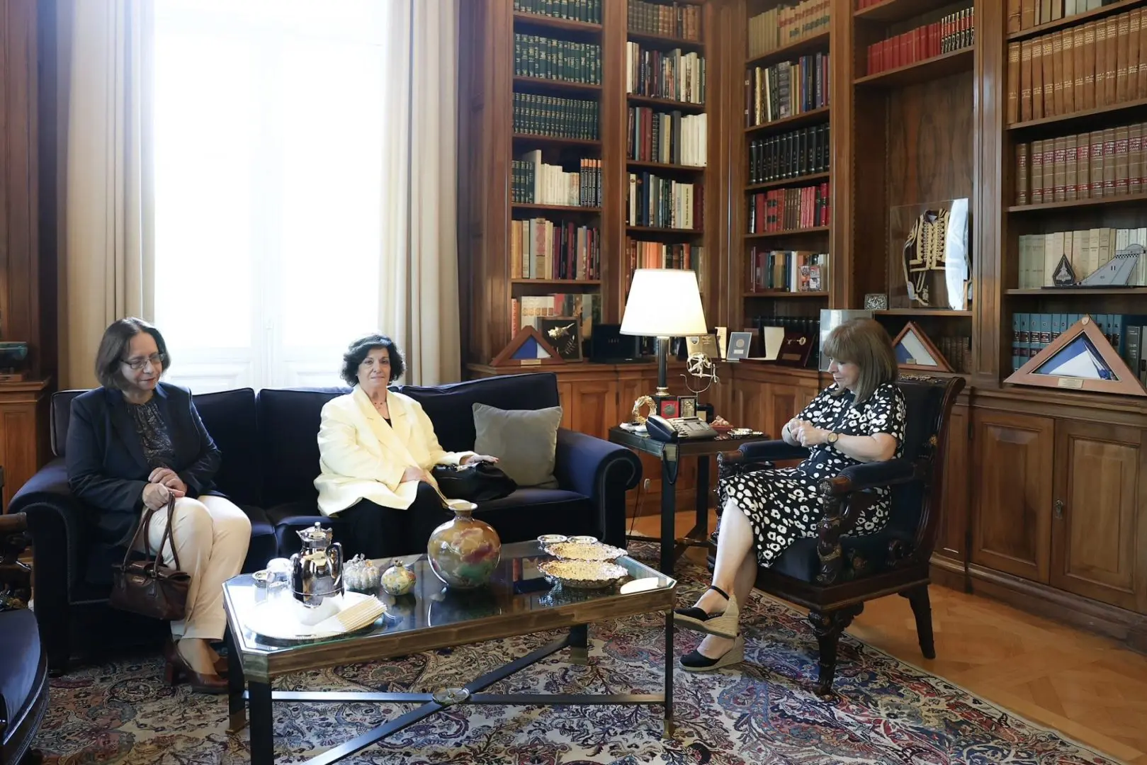Συνάντηση με τη νέα Πρόεδρο του Αρείου Πάγου Ιωάννα Κλάπα και τη νέα Εισαγγελέα του Αρείου Πάγου Γεωργία Αδειλίνη 1