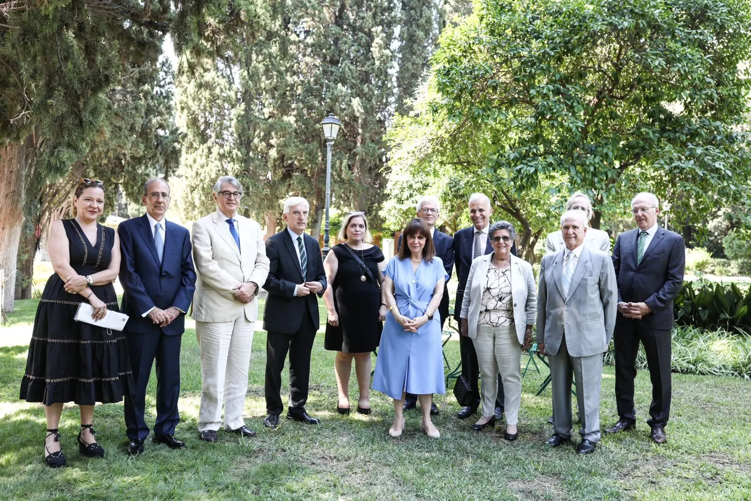 Συνάντηση με τους αφυπηρετήσαντες Πρέσβεις
