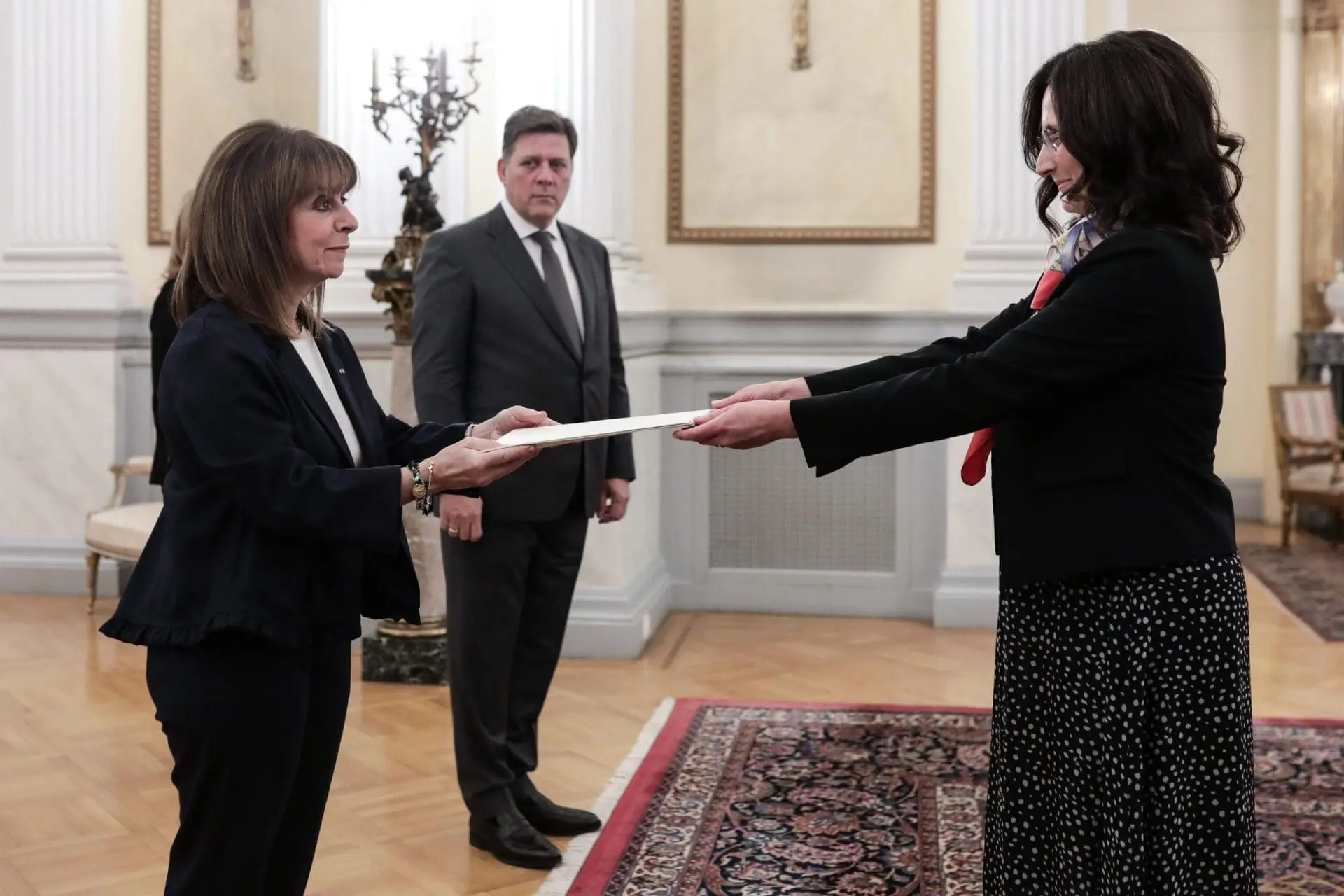 Τελετή επίδοσης διαπιστευτηρίων νέων Πρέσβεων 3 4