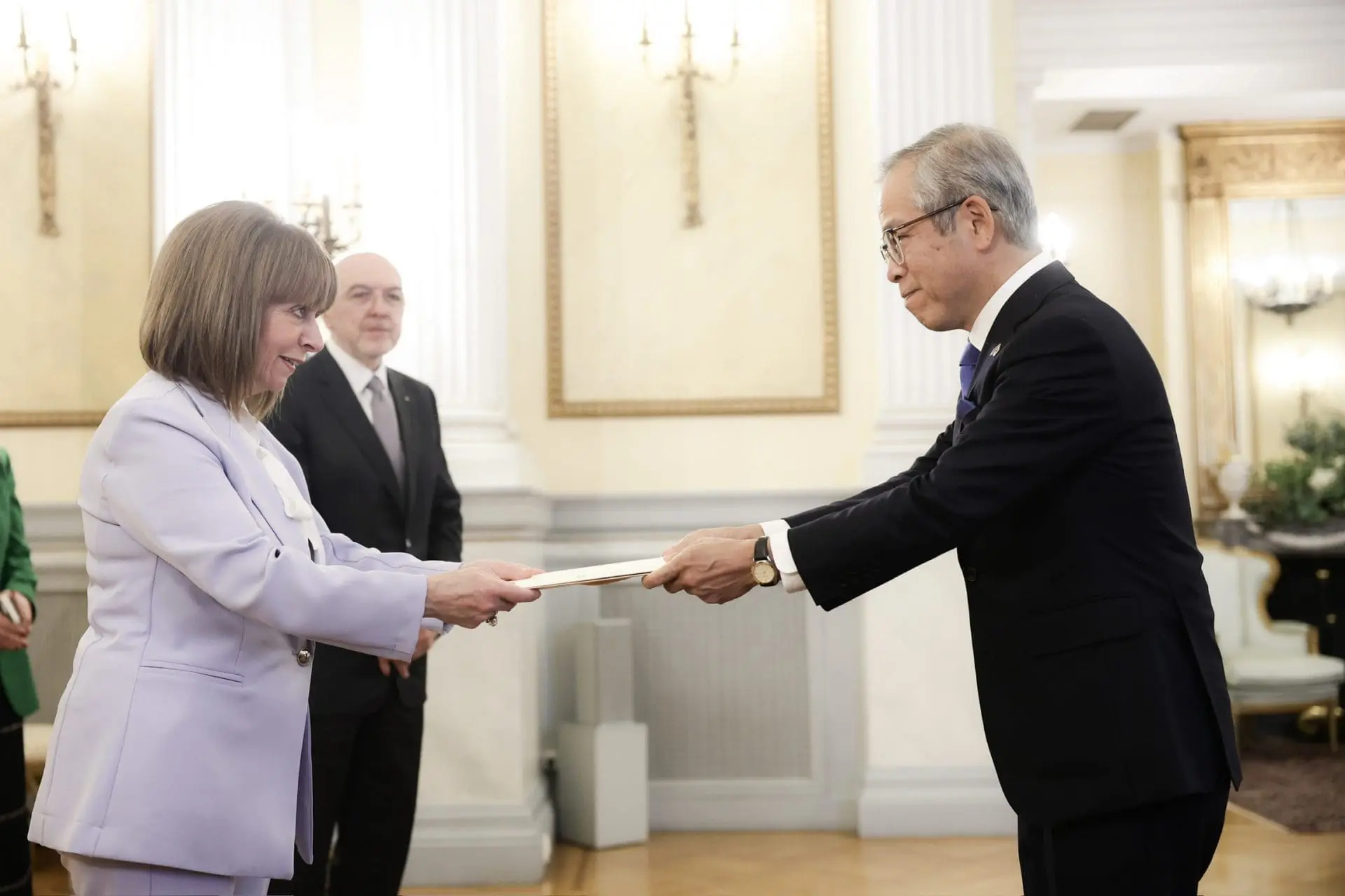 Τελετή επίδοσης διαπιστευτηρίων νέων Πρέσβεων aprilios 2024 2