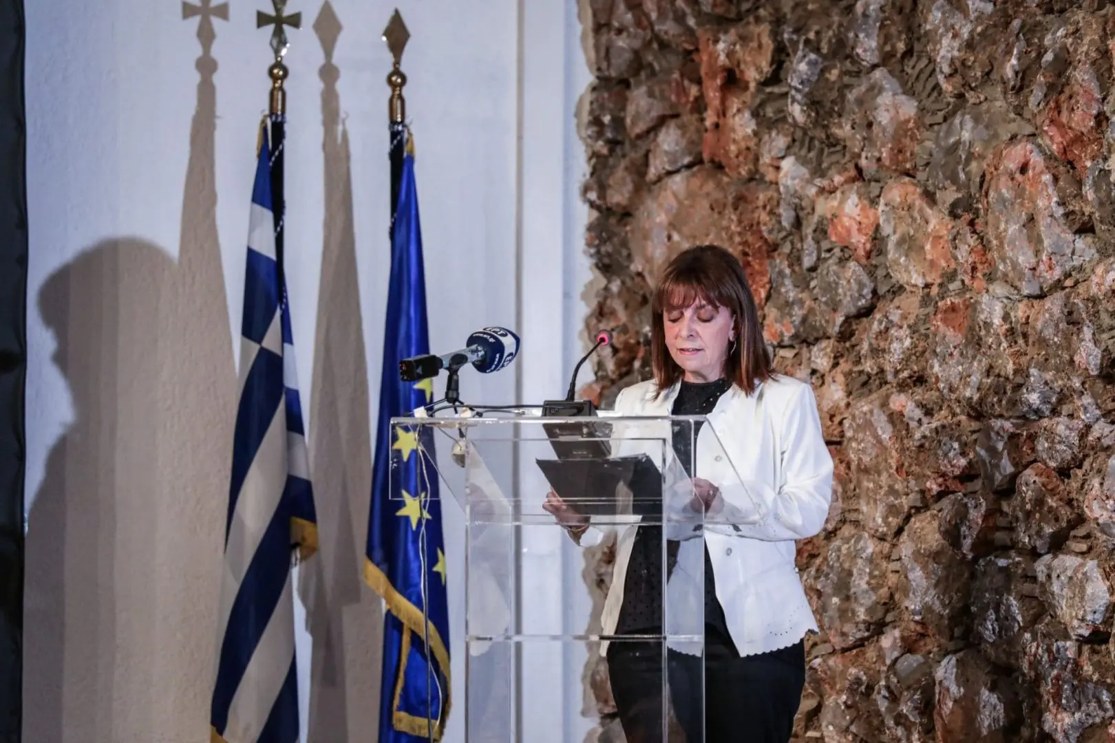Χαιρετισμός στην εκδήλωση του Ευρωπαϊκού Πολιτιστικού Κέντρου Δελφών προς τιμήν της Ελένης Αρβελέρ 1