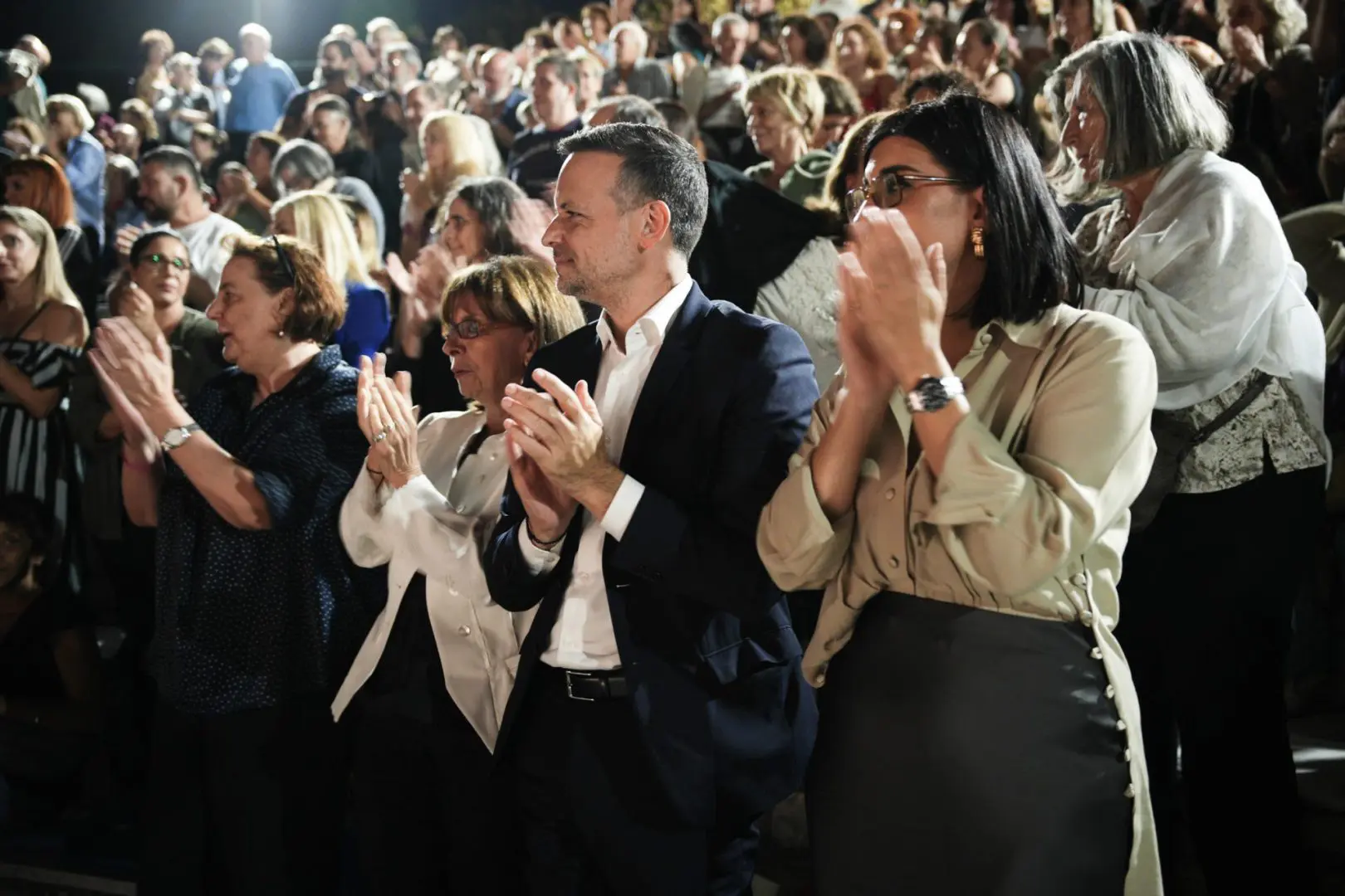 4B207E14 DB7D 40E1 B35C E1B4E7E54062